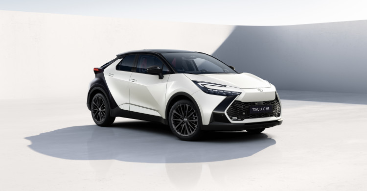 Toyota Víkend 7.–8. června: Nepropásněte akční nabídky na oblíbené modely!