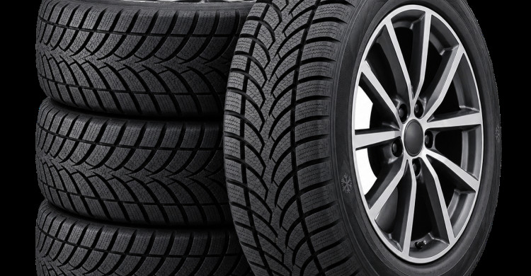 Zimní pneu ZDARMA k vybraným modelům Toyota