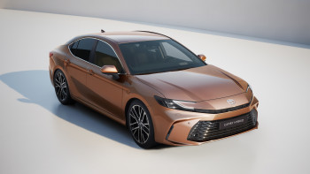 Toyota představuje novou Camry