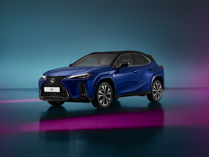 Nový Lexus UX 300h 2024: vyšší výkon a lepší jízdní vlastnosti