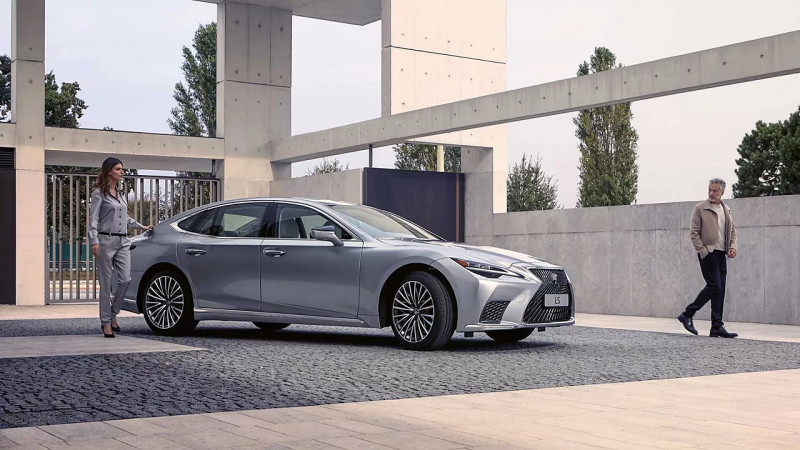 Lexus
